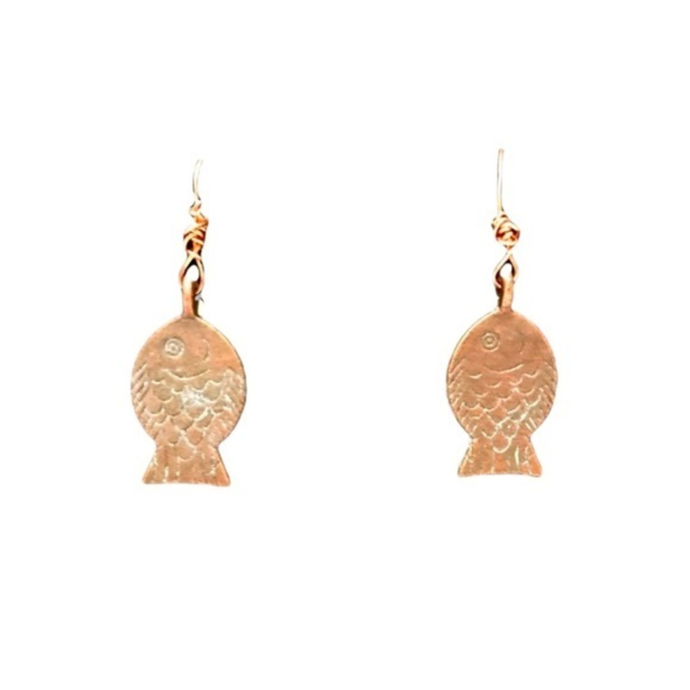Handmade boho patina brown copper fish charms‎ with copper wire hook earrings - Picture 1 of 5